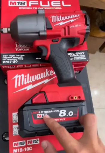 Llave de Impacto Inalámbrica ½” Milwaukee 